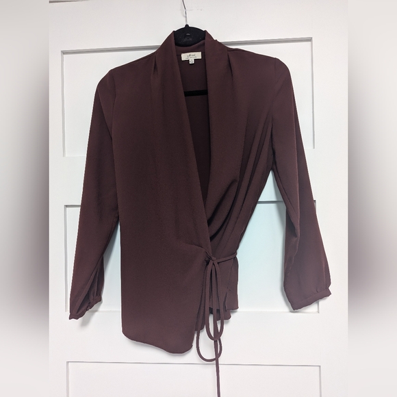 Aritzia Wilfred Barthelemy Wrap Blouse Maroon - Picture 3 of 8
